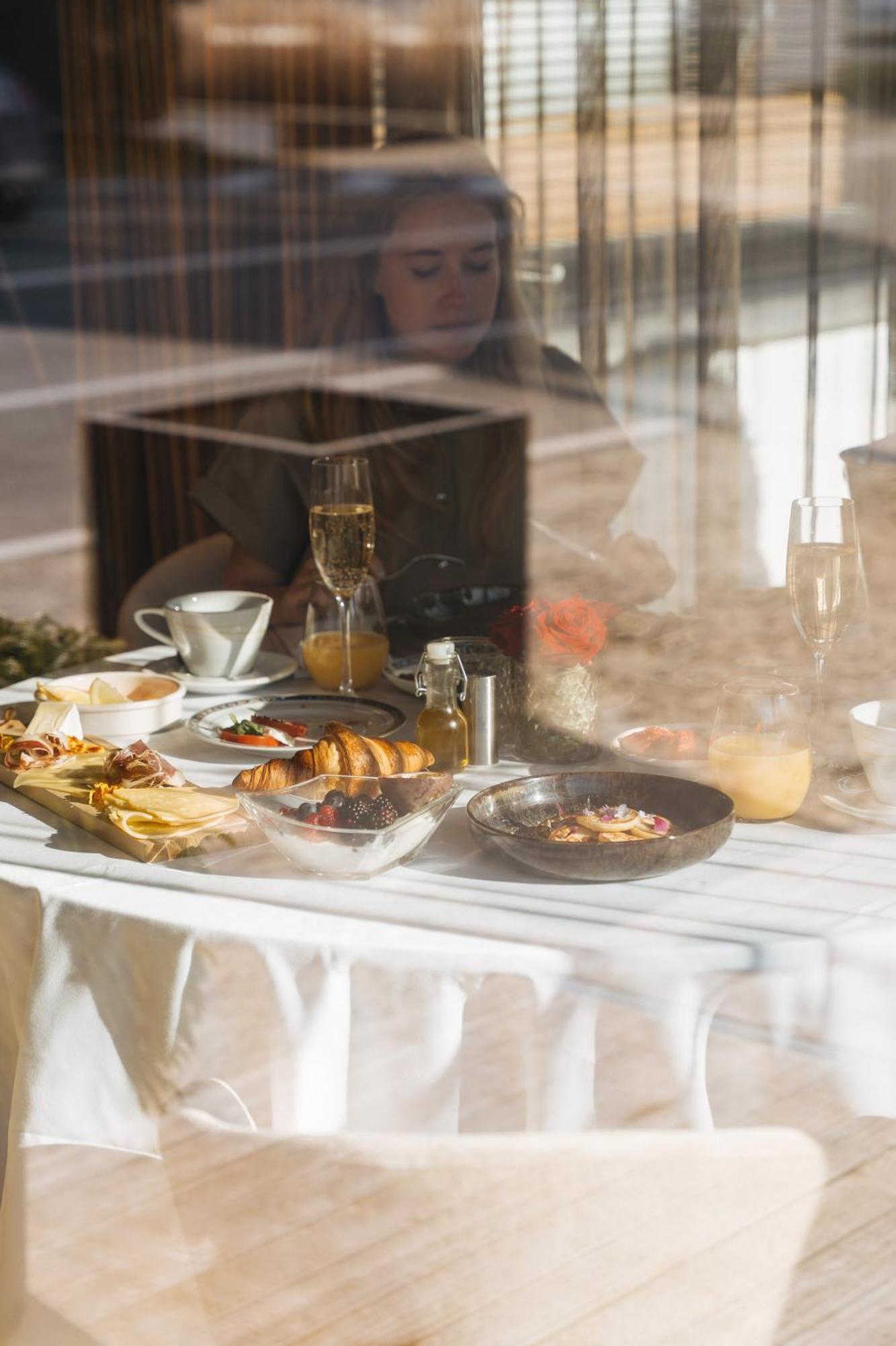 Boutique Hotel Azur De Haan Luaran gambar